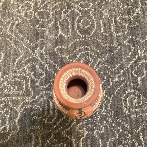 Signed pottery piece - Picture 4 of 5